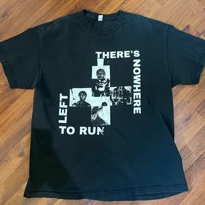 VERSUS THE WORLD TOUR TEE SIZE L